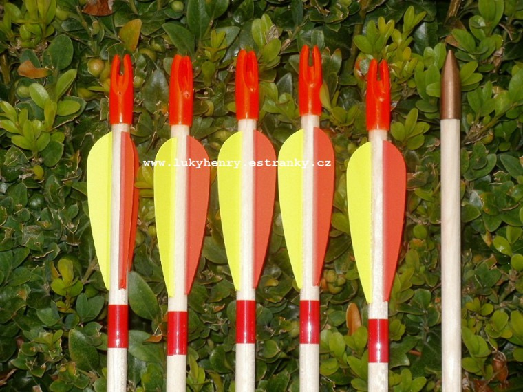 Luky a Šípy HENRY - Eshop - Šípy 70cm plast. končik dřevěné.